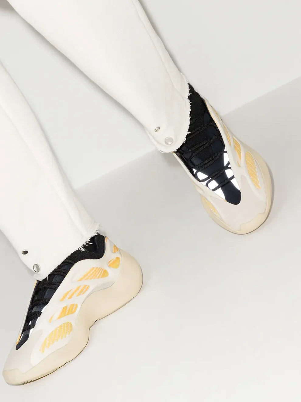 adidas Yeezy 700 V3 Safflower Sneakers