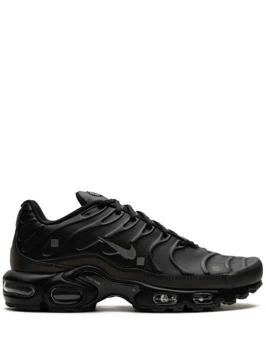 X A-Cold-Wall* Air Max Plus Sneakers